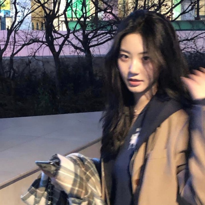 修女也疯狂封面