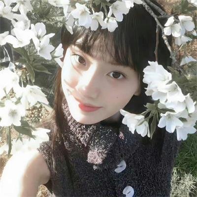 燃烧女子的画像封面